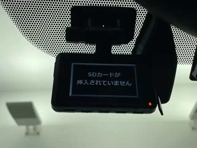 トヨタ プリウス G 群馬県 2013(平25)年 8.2万km ホワイトパールクリスタルシャイン 純正７型ナビ　ワンセグＴＶ　バックカメラ　パワーシート　クルーズコントロール　ステアリングスイッチ　プッシュスタート　オートエアコン　ハーフレザーシート　前方ドライブレコーダー　ＥＴＣ　禁煙車