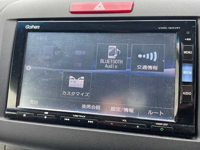 ホンダ ジェイド ハイブリッド X 茨城県 2016(平28)年 7.3万km ホワイトオーキッドパール 純正ナビ　/-BT/AM/FM/CD/DVD/TV/クルーズコントロール　/ＥＴＣ　/バックカメラ　/衝突軽減システム　/３列シート /レーンキープアシスト /カーテンエアバッグ /オールオートパワーウィンドウ /純正アルミホイール /純正フロアマット/LEDヘッドライト/フォグライト/オートライト