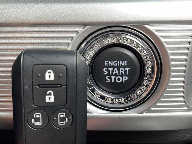 スズキ スペーシア カスタム HYBRID XS ターボ 青森県 2019(令1)年 6.4万km ピュアホワイトP ・4WD/・ターボ/・衝突軽減ブレーキ/・レーンキープアシスト/・クルーズコントロール/・社外ナビ/・リアカメラ/・フルセグTV/・Bluetooth/・両側パワースライドドア/・シートヒーター/・純正15AW/・純正LEDヘッドライト/・純正フォグ/・プッシュスタート/・スマートキー/・オートマチックハイビーム