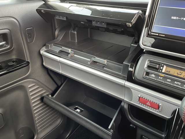 スズキ スペーシア カスタム HYBRID XS ターボ 青森県 2019(令1)年 6.4万km ピュアホワイトP ・4WD/・ターボ/・衝突軽減ブレーキ/・レーンキープアシスト/・クルーズコントロール/・社外ナビ/・リアカメラ/・フルセグTV/・Bluetooth/・両側パワースライドドア/・シートヒーター/・純正15AW/・純正LEDヘッドライト/・純正フォグ/・プッシュスタート/・スマートキー/・オートマチックハイビーム