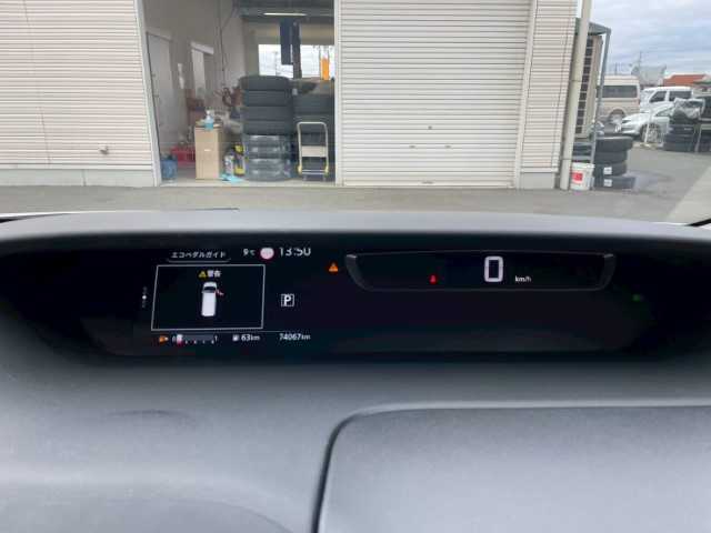 日産 セレナ ハイウェイスターVセレクションⅡ 岩手県 2019(令1)年 7.4万km ブリリアントホワイトパール 純正SDナビ　/フルセグ　/両側パワスラ/アラウンドビューモニター　/フリップダウンモニター　/純正ＬＥＤヘッドライト・フォグランプ　/エマージェンシーブレーキ　/ドラレコ