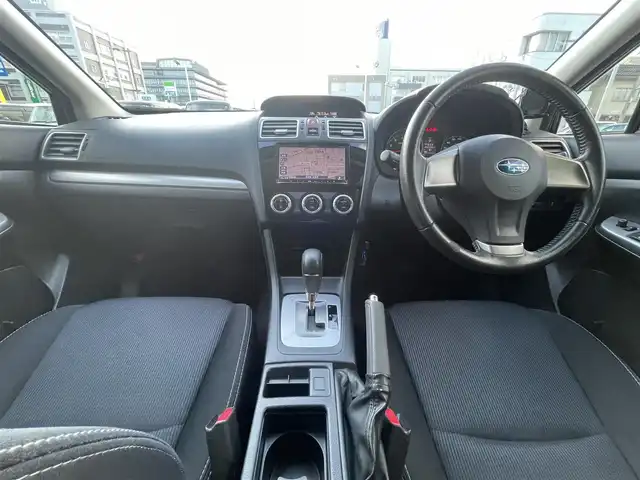 スバル インプレッサ スポーツ 1．6i－L 島根県 2015(平27)年 8.3万km クリスタルブラックシリカ 社外メモリーナビ　/ワンセグＴＶ　/バックカメラ　/ＥＴＣ　/パドルシフト　/リアプライバシーガラス　/アイドリングストップ　/純正１５インチアルミホイール　/オートライト　/HIDヘッドライト/オートエアコン　/キーレス/スペアキー1本
