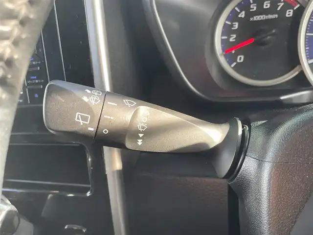 トヨタ ルーミー カスタムG 道央・札幌 2017(平29)年 5.5万km レーザーブルークリスタルシャイン ・４WD/・寒冷地仕様/・バックカメラ/・両側パワースライドドア/・クルーズコントロール/・エンジンスターター/・ウォークスルー/・フォグランプ/・シートヒーター/・KENWOODナビ/・Bluetooth/・フルセグTV/・純正アルミホイール/・アイドリングストップ/・横滑り防止装置/・オートライト/・LEDヘッドライト