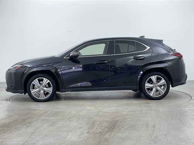 レクサス ＵＸ 250h グレイスフル エクスプローラー 道央・札幌 2023(令5)年 2.8万km グラファイトブラックガラスフレーク ・4WD/・純正ディスプレイオーディオ/(ナビ/TV/BT/AppleCarPlay/AndroidAuto)/・全方位カメラ/・バックカメラ/・ビルトインETC2.0/・革シート/・前席パワーシート＆シートヒーター＆ベンチレーション/・ステアリングヒーター/・ドアミラーヒーター/・パワーバックドア/・パドルシフト/・アダプティブクルーズコントロール/・LEDヘッドライト/・オートライト/・オートマチックハイビーム/・電動パーキングブレーキ/・ブレーキホールド/・LSS/・LTA/・BSM