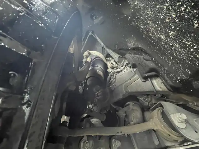 レクサス ＬＳ 500 Fスポーツ 滋賀県 2019(平31)年 6.2万km グラファイトブラックガラスフレーク サンルーフ/モデリスタエアロ/RAYS22インチホイール/純正20インチAW積み込み/4WD/純正メーカーナビ/(AM/FM/CD/DVD/BT/USB/AUX/フルセグTV)/全方位モニター/パワーバックドア/黒革シート/シートヒーター＆ベンチレーション/パワーシート/メモリーシート/ハンドルヒーター/エアサス/デジタルインナーミラー/リアオートサンシェード/ビルトインETC2.0/ドライブレコーダー/プリクラッシュセーフティ/レーントレーシングアシスト/オートマチックハイビーム/レーダークルーズコントロール/ヘッドアップディスプレイ/ブラインドスポットモニター/電動サイドブレーキ/オートホールド/オートライト/アイドリングストップ/横滑り防止装置/純正フロアマット/電格ウインカーミラー/革巻きステアリング/ステアリングスイッチ/パドルシフト