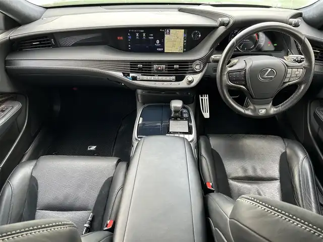 レクサス ＬＳ 500 Fスポーツ 滋賀県 2019(平31)年 6.2万km グラファイトブラックガラスフレーク サンルーフ/モデリスタエアロ/RAYS22インチホイール/純正20インチAW積み込み/4WD/純正メーカーナビ/(AM/FM/CD/DVD/BT/USB/AUX/フルセグTV)/全方位モニター/パワーバックドア/黒革シート/シートヒーター＆ベンチレーション/パワーシート/メモリーシート/ハンドルヒーター/エアサス/デジタルインナーミラー/リアオートサンシェード/ビルトインETC2.0/ドライブレコーダー/プリクラッシュセーフティ/レーントレーシングアシスト/オートマチックハイビーム/レーダークルーズコントロール/ヘッドアップディスプレイ/ブラインドスポットモニター/電動サイドブレーキ/オートホールド/オートライト/アイドリングストップ/横滑り防止装置/純正フロアマット/電格ウインカーミラー/革巻きステアリング/ステアリングスイッチ/パドルシフト
