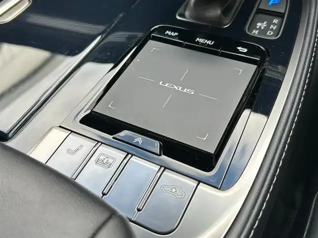 レクサス ＬＳ 500 Fスポーツ 滋賀県 2019(平31)年 6.2万km グラファイトブラックガラスフレーク サンルーフ/モデリスタエアロ/RAYS22インチホイール/純正20インチAW積み込み/4WD/純正メーカーナビ/(AM/FM/CD/DVD/BT/USB/AUX/フルセグTV)/全方位モニター/パワーバックドア/黒革シート/シートヒーター＆ベンチレーション/パワーシート/メモリーシート/ハンドルヒーター/エアサス/デジタルインナーミラー/リアオートサンシェード/ビルトインETC2.0/ドライブレコーダー/プリクラッシュセーフティ/レーントレーシングアシスト/オートマチックハイビーム/レーダークルーズコントロール/ヘッドアップディスプレイ/ブラインドスポットモニター/電動サイドブレーキ/オートホールド/オートライト/アイドリングストップ/横滑り防止装置/純正フロアマット/電格ウインカーミラー/革巻きステアリング/ステアリングスイッチ/パドルシフト