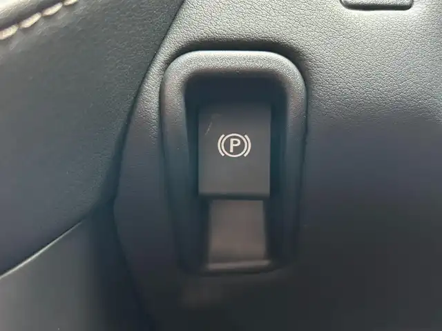 レクサス ＬＳ 500 Fスポーツ 滋賀県 2019(平31)年 6.2万km グラファイトブラックガラスフレーク サンルーフ/モデリスタエアロ/RAYS22インチホイール/純正20インチAW積み込み/4WD/純正メーカーナビ/(AM/FM/CD/DVD/BT/USB/AUX/フルセグTV)/全方位モニター/パワーバックドア/黒革シート/シートヒーター＆ベンチレーション/パワーシート/メモリーシート/ハンドルヒーター/エアサス/デジタルインナーミラー/リアオートサンシェード/ビルトインETC2.0/ドライブレコーダー/プリクラッシュセーフティ/レーントレーシングアシスト/オートマチックハイビーム/レーダークルーズコントロール/ヘッドアップディスプレイ/ブラインドスポットモニター/電動サイドブレーキ/オートホールド/オートライト/アイドリングストップ/横滑り防止装置/純正フロアマット/電格ウインカーミラー/革巻きステアリング/ステアリングスイッチ/パドルシフト