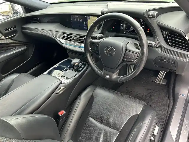 レクサス ＬＳ 500 Fスポーツ 滋賀県 2019(平31)年 6.2万km グラファイトブラックガラスフレーク サンルーフ/モデリスタエアロ/RAYS22インチホイール/純正20インチAW積み込み/4WD/純正メーカーナビ/(AM/FM/CD/DVD/BT/USB/AUX/フルセグTV)/全方位モニター/パワーバックドア/黒革シート/シートヒーター＆ベンチレーション/パワーシート/メモリーシート/ハンドルヒーター/エアサス/デジタルインナーミラー/リアオートサンシェード/ビルトインETC2.0/ドライブレコーダー/プリクラッシュセーフティ/レーントレーシングアシスト/オートマチックハイビーム/レーダークルーズコントロール/ヘッドアップディスプレイ/ブラインドスポットモニター/電動サイドブレーキ/オートホールド/オートライト/アイドリングストップ/横滑り防止装置/純正フロアマット/電格ウインカーミラー/革巻きステアリング/ステアリングスイッチ/パドルシフト
