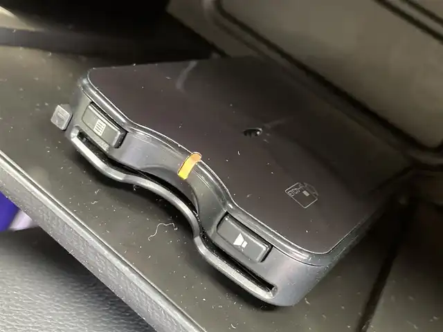 トヨタ アクア G G’s 愛知県 2014(平26)年 7.5万km ブラックマイカ 社外ＳＤナビ　/Ｂカメラ　/ＢＴ　/ＤＴＶ　/ＵＳＢ　/ＣＤ／ＤＶＤ　/ハーフレザー　/革ハンドル　/ＬＥＤヘッドライト　/プッシュスタート　/ステアリングスイッチ　/前席シートヒーター　/純正１７インチＡＷ