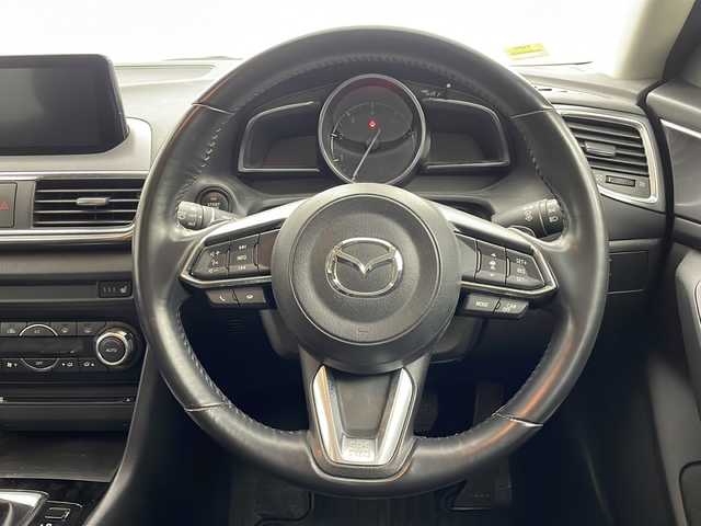 マツダ アクセラ スポーツ XD プロアクティブ 茨城県 2017(平29)年 4.2万km ソニックシルバーM 純正ナビ/フルセグTV/バックカメラ/ETC/ドライブレコーダー/BSM/追従クルーズコントロール/パワーシート/シートヒーター/ハンドルヒーター/LEDヘッドライト/コーナーセンサー/衝突軽減ブレーキ/横滑り防止装置