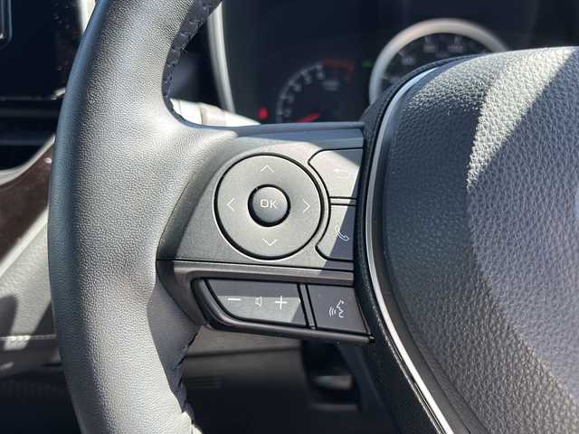 トヨタ カローラ スポーツ G 石川県 2018(平30)年 1.9万km ブラッキッシュアゲハガラスフレーク 純正ナビ/フルセグTV/Bluetooth/DVD再生/ドライブレコーダー/バックカメラ/純正フロアマット/LEDヘッドライト/横滑り防止装置/オートライト/オートマチックハイビーム/レーンキープアシスト/アイドリングストップ/衝突被害軽減システム/ダブル＋カーテンエアバック