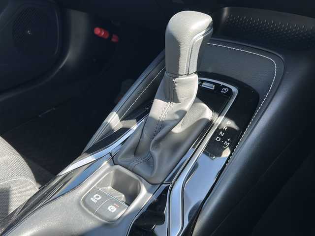 トヨタ カローラ スポーツ G 石川県 2018(平30)年 1.9万km ブラッキッシュアゲハガラスフレーク 純正ナビ/フルセグTV/Bluetooth/DVD再生/ドライブレコーダー/バックカメラ/純正フロアマット/LEDヘッドライト/横滑り防止装置/オートライト/オートマチックハイビーム/レーンキープアシスト/アイドリングストップ/衝突被害軽減システム/ダブル＋カーテンエアバック