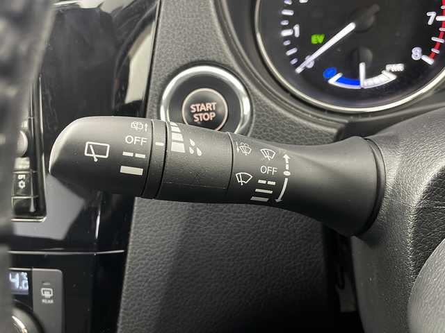 日産 エクストレイル ハイブリッド 20X 栃木県 2017(平29)年 5.4万km ブリリアントホワイトパール 純正ナビ(BT/フルセグ/CD/DVD)/アラウンドビューモニター/デジタルインナーミラー/プロパイロット/レーダークルーズコントロール/衝突被害軽減システム/コーナーセンサー/横滑り防止装置/盗難防止装置/ダウンヒルアシストコントロール/パワーバックドア/ETC/LEDヘッドライト/オートライト/純正フロアマット/社外アルミホイール
