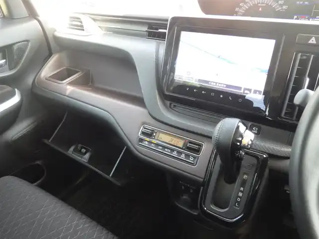 スズキ ソリオ バンディット HV MV 千葉県 2022(令4)年 2.2万km フレイムオレンジパールメタリック/ブラック2トーンルーフ 165/65R15/デュアルカメラブレーキサポート/左パワースライドドア/右イージークローザードア/純正メモリーナビ/地デジTV/【DVD/CD再生機能　Bluetooth接続】/【Apple CarPlay　Android Auto対応】/全方位モニター/ドライブレコーダー（前後撮影）/革巻きステアリング/ステアリングスイッチ/ETC/LEDヘッドライト/フォグライト/ウインカーミラー/リアコーナーセンサー/純正15インチアルミホイル/サイド/カーテンエアバッグ/携帯リモコン