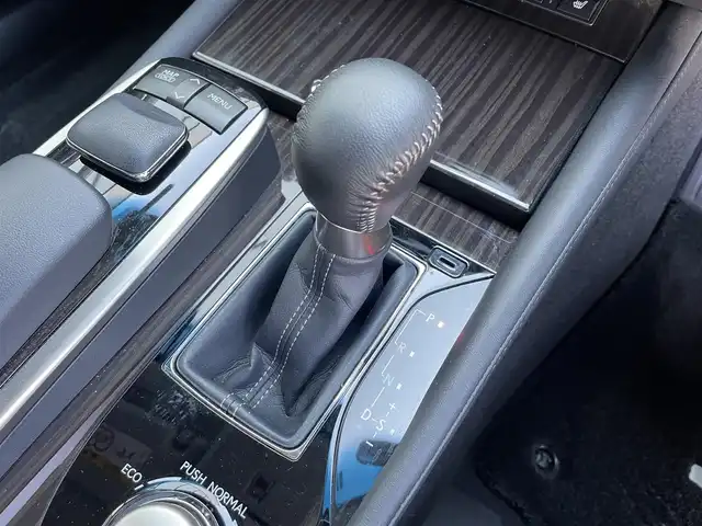 レクサス ＧＳ 300h Iパッケージ 宮城県 2014(平26)年 1.6万km ホワイトパールクリスタルシャイン 登録時走行距離　１５７７３ｋｍ/純正ナビ/・フルセグテレビ/・Bluetooth/・CD/DVD/・ＡＭ／ＦＭ/クルーズコントロール/クリアランスソナー/電動パーキング/ブレーキホールド/パーキングアシスト/パワーシート/ポジションメモリー/シートヒーター/エアシート/プッシュスタート/スマートキー/ＥＴＣ/ＬＥＤヘッドライト/ドアバイザー/サンシェード（後席＋トランクルーム）/レーダー探知機