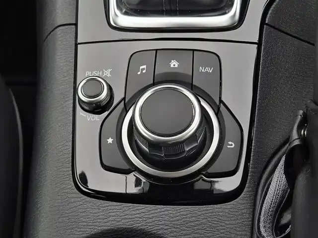 マツダ アクセラ スポーツ 15S プロアクティブ 鹿児島県 2018(平30)年 4.9万km ソニックシルバーM ３６０°ビューモニター　/ビルトインＥＴＣ　/レーダークルーズコントロール　/ｉ－ＡＣＴＩＶＳＥＮＳＥ　/アドバンストスマートシティブレーキサポート/ＡＴ誤発進抑制制御　/車線逸脱警報システム　/先進ライト　/前方ドライブレコーダー/ブラインドスポットモニタリング/リアクロストラフィックアラート/パドルシフト/MTモード付きAT/純正SDナビ/Bluetoothオーディオ/横滑り防止装置/レーンキープアシスト/前後コーナーセンサー