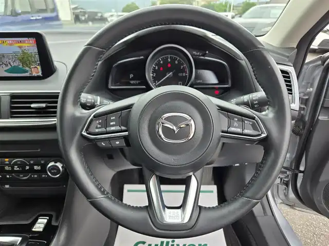 マツダ アクセラ スポーツ 15S プロアクティブ 鹿児島県 2018(平30)年 4.9万km ソニックシルバーM ３６０°ビューモニター　/ビルトインＥＴＣ　/レーダークルーズコントロール　/ｉ－ＡＣＴＩＶＳＥＮＳＥ　/アドバンストスマートシティブレーキサポート/ＡＴ誤発進抑制制御　/車線逸脱警報システム　/先進ライト　/前方ドライブレコーダー/ブラインドスポットモニタリング/リアクロストラフィックアラート/パドルシフト/MTモード付きAT/純正SDナビ/Bluetoothオーディオ/横滑り防止装置/レーンキープアシスト/前後コーナーセンサー