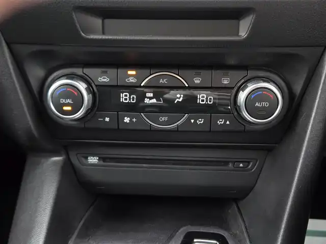 マツダ アクセラ スポーツ 15S プロアクティブ 鹿児島県 2018(平30)年 4.9万km ソニックシルバーM ３６０°ビューモニター　/ビルトインＥＴＣ　/レーダークルーズコントロール　/ｉ－ＡＣＴＩＶＳＥＮＳＥ　/アドバンストスマートシティブレーキサポート/ＡＴ誤発進抑制制御　/車線逸脱警報システム　/先進ライト　/前方ドライブレコーダー/ブラインドスポットモニタリング/リアクロストラフィックアラート/パドルシフト/MTモード付きAT/純正SDナビ/Bluetoothオーディオ/横滑り防止装置/レーンキープアシスト/前後コーナーセンサー