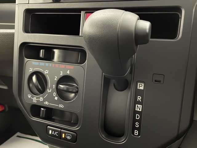 トヨタ ルーミー X 宮崎県 2022(令4)年 2.7万km ブラックマイカメタリック 禁煙車/衝突被害軽減ブレーキ/社外ナビTV/（ストラーダ/CN-E320D/CD/Bluetooth/ワンセグTV)/社外バックカメラ/左側電動スライドドア/クリアランスソナー/オートマチックハイビーム/アイドリングストップ/前席シートヒーター/リアプライバシーガラス/スマートキー/プッシュエンジンスタート/新車時保証書/取扱い説明書