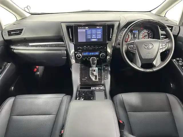 トヨタ アルファード S Cパッケージ 大阪府 2023(令5)年 0.9万km ホワイトパールクリスタルシャイン ツインムーンルーフ　純正フリップダウンモニター　ディスプレイオーディオ　３眼ＬＥＤヘッドライト　両側電動ドア　ＡＣ１００Ｖ　バックカメラ　ビルトインＥＴＣ　メモリシート　ドラレコ　ハンドルヒーター