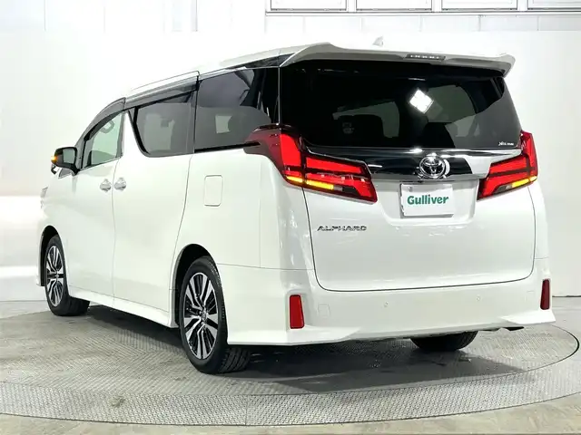 トヨタ アルファード S Cパッケージ 大阪府 2023(令5)年 0.9万km ホワイトパールクリスタルシャイン ツインムーンルーフ　純正フリップダウンモニター　ディスプレイオーディオ　３眼ＬＥＤヘッドライト　両側電動ドア　ＡＣ１００Ｖ　バックカメラ　ビルトインＥＴＣ　メモリシート　ドラレコ　ハンドルヒーター