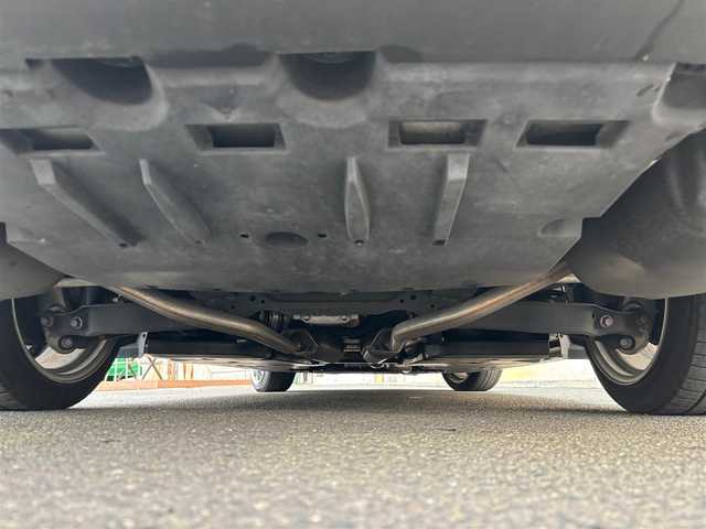 トヨタ クラウン ハイブリッド RS アドバンス 宮城県 2019(平31)年 3万km ホワイトパールクリスタルシャイン ムーンルーフ/デジタルインナーミラー/セーフティパッケージプラス/・パーキングサポートブレーキ/リアカメラディテクション/・パノラミックビューモニター/・インテリジェントパーキングアシスト2/＝＝＝/セーフティセンス/・レーントレーシングアシスト/・レーダークルーズコントロール/・プリクラッシュセーフティ/・アダプティブハイビーム/・ロードサインアシスト/・先行車発進告知機能/ブラインドスポットモニター/リアクロストラフィックオートブレーキ/リアクロストラフィックアラート/ヘッドアップディスプレイ/純正ナビ/・CD/DVD/・Bluetooth/・フルセグTV/ETC/ドライブレコーダー/AC100V/100Wコンセント/ハーフレザーシート/シートヒーター/ステアリングヒーター/パワーシート（運転席メモリー機能付）/革巻きステアリング/電動パーキングブレーキ/ブレーキホールド/3眼LEDヘッドランプ/フォグランプ/電動格納ミラー/社外18インチAW/純正フロアマット/ドアバイザー/取扱説明書/保証書