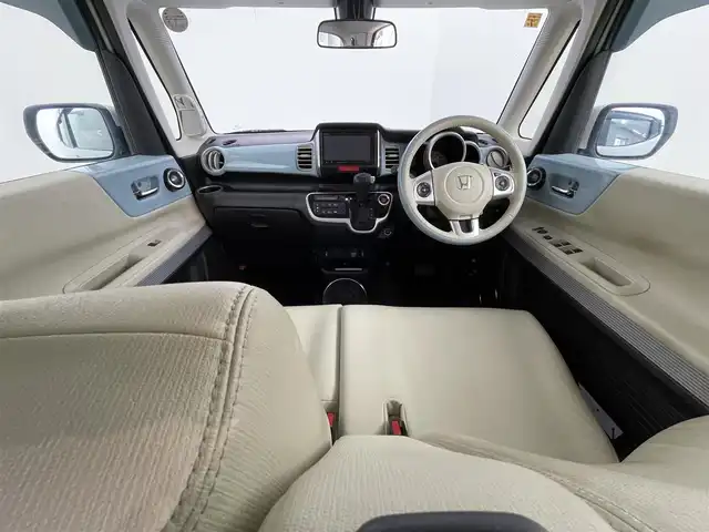 ホンダ Ｎ ＢＯＸ スラッシュ X 道央・札幌 2016(平28)年 6.2万km プレミアムホワイトパールⅡ ・４WD/・寒冷地仕様/・純正SDナビ/・CD/DVD/BT/USB/iPod/AUX/SD/フルセグ/・バックカメラ/・クルーズコントロール/・置くだけ充電/・ステアリングヒーター/・モード切替ステアリング/・CTBA/・衝突軽減ブレーキ/・横滑り防止装置/・純正フロアマット/・HIDヘッドライト/・オートライト/・14インチスチールホイール冬タイヤ/・積込14インチスチールホイール夏タイヤ/・プッシュスタート/・スマートキー/・スペアキー/・保証書・取扱説明書