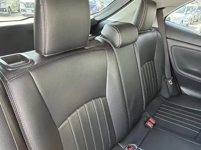 トヨタ ヤリスクロス G 広島県 2020(令2)年 4.7万km シルバーメタリック ワンオーナ/純正ディスプレイオーディオ/「AM/FM/Bluetooth」/バックメラ/前後ドライブレコーダー/レザー調シートカバー/衝突被害軽減システム/レーダークルーズコントロール/コーナーセンサー/先行車発進警告/電動パーキングシステム/電動ホールドシステム/LEDヘッドライト/オートライト/オートマチックハイビーム/純正16インチAW/プッシュスタート/スペアキー×1
