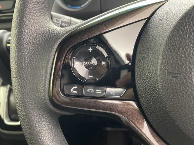 ホンダ Ｎ ＢＯＸ カスタム G L 群馬県 2018(平30)年 3.4万km プラチナホワイトパール 純正ディスプレイオーディオ　ワンセグＴＶ　バックカメラ　両側電動スライドドア　ローダウン　社外マフラー　オートライト　ＬＥＤヘッドライト　ステアリングスイッチ　ビルトインＥＴＣ　スマートキー　禁煙