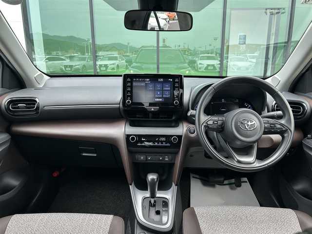 トヨタ ヤリスクロス Z 香川県 2020(令2)年 1.2万km ブラックマイカ パワーバックドア/全方位カメラ/トヨタセーフティセンス/クルーズコントロール/オートホールド/シートヒーター/パワーシート/前後コーナーセンサー/LEDヘッドライト/純正ナビ/純正フロアマット/ハーフレザーシート/純正AW/オートエアコン/Bluetooth/プッシュスタート