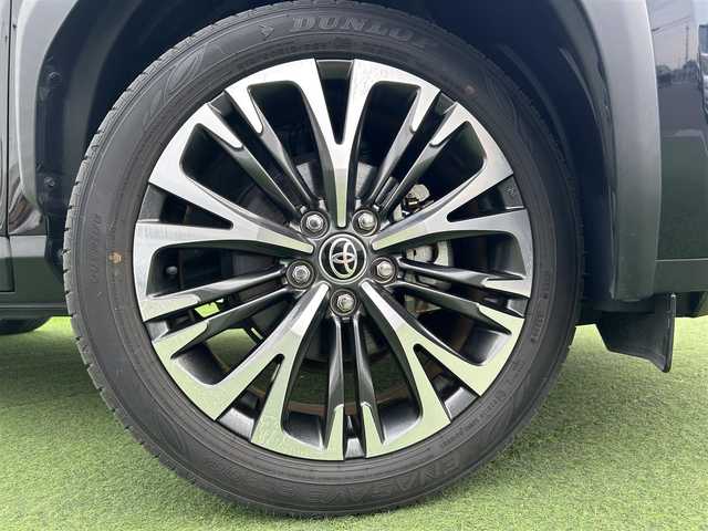 トヨタ ヤリスクロス Z 香川県 2020(令2)年 1.2万km ブラックマイカ パワーバックドア/全方位カメラ/トヨタセーフティセンス/クルーズコントロール/オートホールド/シートヒーター/パワーシート/前後コーナーセンサー/LEDヘッドライト/純正ナビ/純正フロアマット/ハーフレザーシート/純正AW/オートエアコン/Bluetooth/プッシュスタート