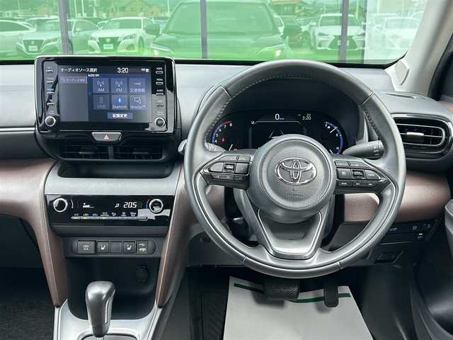 トヨタ ヤリスクロス Z 香川県 2020(令2)年 1.2万km ブラックマイカ パワーバックドア/全方位カメラ/トヨタセーフティセンス/クルーズコントロール/オートホールド/シートヒーター/パワーシート/前後コーナーセンサー/LEDヘッドライト/純正ナビ/純正フロアマット/ハーフレザーシート/純正AW/オートエアコン/Bluetooth/プッシュスタート