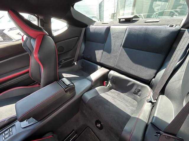 トヨタ ８６ GT リミテッド 埼玉県 2018(平30)年 8.2万km クリスタルブラックシリカ 純正SDナビ/【CD/フルセグ/Bluetooth】/バックカメラ/クルーズコントロール/ハーフレザーシート/ドライブレコーダー/LEDヘッドライト/シートヒーター/リアウイング/ETC/横滑り防止装置