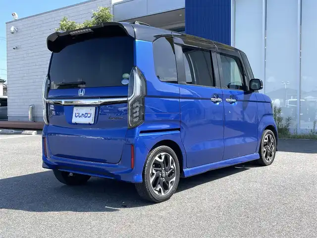ホンダ Ｎ ＢＯＸ G L ホンダセンシング 福島県 2019(令1)年 10.5万km ブリリアントスポーティブルーメタリック2トーン (株)IDOMが運営する【じしゃロンいわき店】の自社ローン専用車両になります。こちらは現金またはオートローンご利用時の価格です。自社ローンご希望の方は別途その旨お申付け下さい/登録時走行距離105026km/ツートンカラー/KENWOOD社外ナビゲーション/バックカメラ/地上デジタルTV/プッシュスタート/スマートキー/片側パワースライドドア/サイドバイザー/フロアマット/純正アルミホイール/リアスポイラー