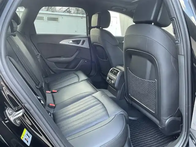 アウディ Ａ６ アバント 2．0 TFSI クワトロ 道東・釧路十勝 2018(平30)年 7.9万km 黒 ４WD/パノラマサンルーフ/S line パッケージ/純正ナビ/ CD/DVD/SD/BT/フルセグ/パークアシストパッケージ/　パークアシスト/　サラウンドビューカメラ/純正ETC/純正前後ドライブレコーダー/アウディプレセンス/アウディアクティブレーンアシスト/クルーズコントロール/パークディスタンスコントロール/レザーシート/フロントシートヒーティング/電動フロントシート/４ゾーンデラックスオートマチックエアコンディショナー/純正20インチAW/LEDヘッドライト/純正フロアマット