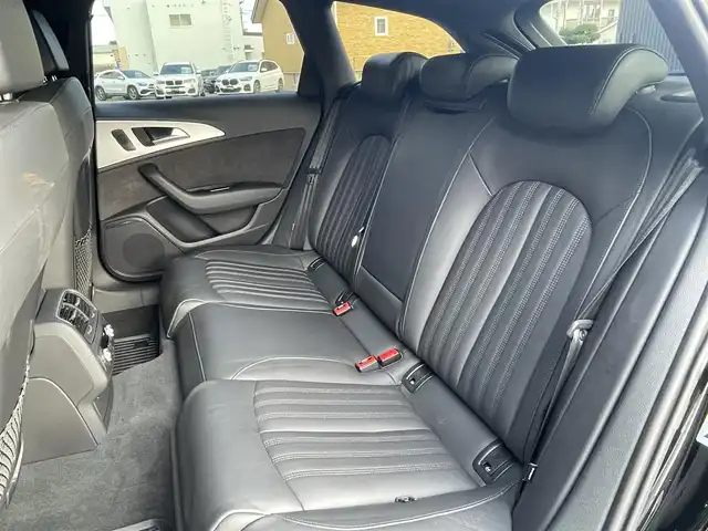 アウディ Ａ６ アバント 2．0 TFSI クワトロ 道東・釧路十勝 2018(平30)年 7.9万km 黒 ４WD/パノラマサンルーフ/S line パッケージ/純正ナビ/ CD/DVD/SD/BT/フルセグ/パークアシストパッケージ/　パークアシスト/　サラウンドビューカメラ/純正ETC/純正前後ドライブレコーダー/アウディプレセンス/アウディアクティブレーンアシスト/クルーズコントロール/パークディスタンスコントロール/レザーシート/フロントシートヒーティング/電動フロントシート/４ゾーンデラックスオートマチックエアコンディショナー/純正20インチAW/LEDヘッドライト/純正フロアマット