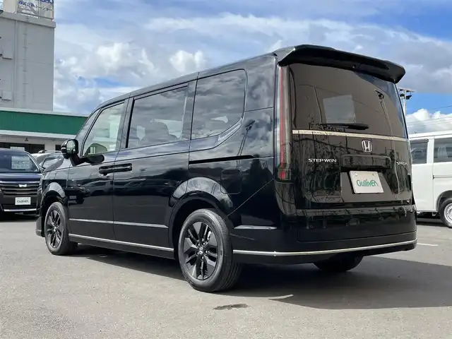 ホンダ ステップワゴン スパーダ 東京都 2023(令5)年 2.4万km クリスタルブラックパール Honda CONNECT for Gathers＋ナビ装着用スペシャルパッケージ/Bluetooth/バックカメラ/フルセグテレビ/ブラインドスポットインフォメーション/Honda SENSING/パワーテールゲート(メモリー機能付)/2列目オットマン/運転席＆助手席シートヒーター/トリプルゾーンコントロール・フルオートエアコンディショナー/コンビシート/16インチアルミホイール(SPADA専用)/パドルシフト/全列USBチャージャー/フォグランプ/ドライブレコーダー(DRV-350)/ハーフレザー/シートヒーター/16インチアルミホイール/ETC/両側パワースライドドア/前後コーナーセンサー/追従クルーズコントロール/MTモード付AT/パドルシフト