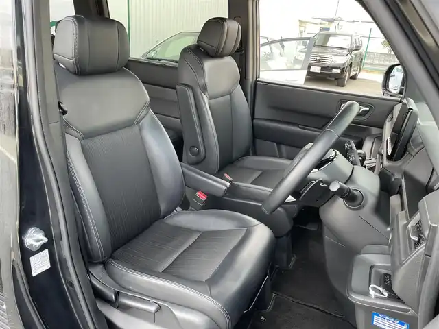 ホンダ ステップワゴン スパーダ 東京都 2023(令5)年 2.4万km クリスタルブラックパール Honda CONNECT for Gathers＋ナビ装着用スペシャルパッケージ/Bluetooth/バックカメラ/フルセグテレビ/ブラインドスポットインフォメーション/Honda SENSING/パワーテールゲート(メモリー機能付)/2列目オットマン/運転席＆助手席シートヒーター/トリプルゾーンコントロール・フルオートエアコンディショナー/コンビシート/16インチアルミホイール(SPADA専用)/パドルシフト/全列USBチャージャー/フォグランプ/ドライブレコーダー(DRV-350)/ハーフレザー/シートヒーター/16インチアルミホイール/ETC/両側パワースライドドア/前後コーナーセンサー/追従クルーズコントロール/MTモード付AT/パドルシフト