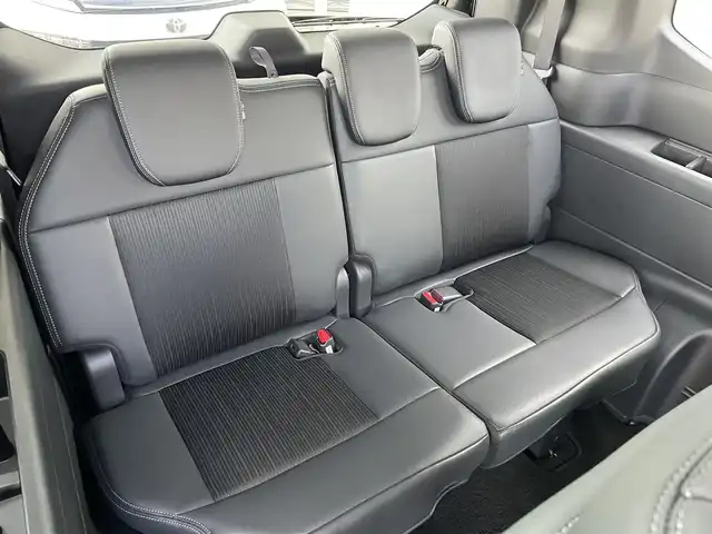 ホンダ ステップワゴン スパーダ 東京都 2023(令5)年 2.4万km クリスタルブラックパール Honda CONNECT for Gathers＋ナビ装着用スペシャルパッケージ/Bluetooth/バックカメラ/フルセグテレビ/ブラインドスポットインフォメーション/Honda SENSING/パワーテールゲート(メモリー機能付)/2列目オットマン/運転席＆助手席シートヒーター/トリプルゾーンコントロール・フルオートエアコンディショナー/コンビシート/16インチアルミホイール(SPADA専用)/パドルシフト/全列USBチャージャー/フォグランプ/ドライブレコーダー(DRV-350)/ハーフレザー/シートヒーター/16インチアルミホイール/ETC/両側パワースライドドア/前後コーナーセンサー/追従クルーズコントロール/MTモード付AT/パドルシフト