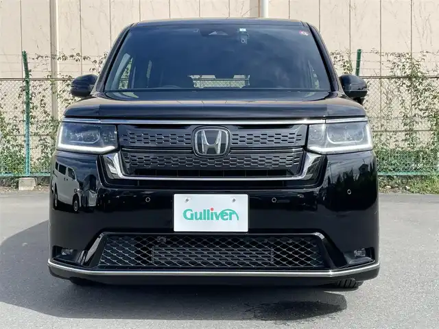 ホンダ ステップワゴン スパーダ 東京都 2023(令5)年 2.4万km クリスタルブラックパール Honda CONNECT for Gathers＋ナビ装着用スペシャルパッケージ/Bluetooth/バックカメラ/フルセグテレビ/ブラインドスポットインフォメーション/Honda SENSING/パワーテールゲート(メモリー機能付)/2列目オットマン/運転席＆助手席シートヒーター/トリプルゾーンコントロール・フルオートエアコンディショナー/コンビシート/16インチアルミホイール(SPADA専用)/パドルシフト/全列USBチャージャー/フォグランプ/ドライブレコーダー(DRV-350)/ハーフレザー/シートヒーター/16インチアルミホイール/ETC/両側パワースライドドア/前後コーナーセンサー/追従クルーズコントロール/MTモード付AT/パドルシフト