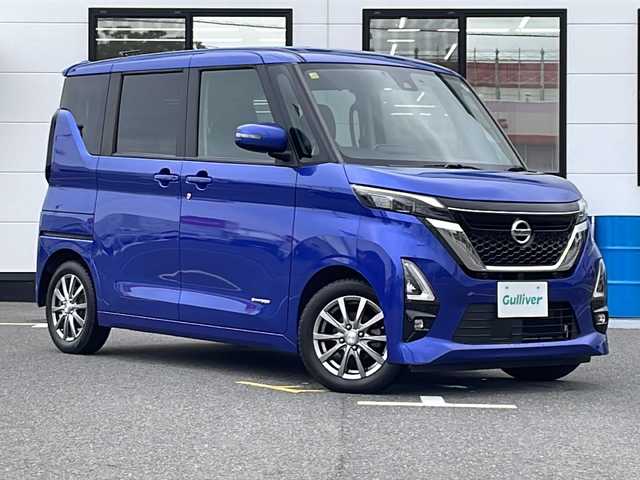 日産 ルークス HWS X プロパイロットED 山口県 2020(令2)年 4.6万km アトランティックブルー 純正9インチナビ(MM320D-L)/・フルセグテレビ/・Bluetooth/・CD/DVD/AM/FM/・SD/MUSIC STOCKER/AUX/アラウンドビューモニター/プロパイロット/ETC/ドライブレコーダー/両側パワースライドドア/プッシュスタート/スマートキー/オートライト/アイドリングストップ/快適パックA/・プラズマクラスター技術搭載リヤシーリングファン/・パーソナルテーブル〈後席〉（カップホルダー各2個、コンビニフック付、折りたたみ格納式）/・カップホルダー（9個）/・USBソケット〈助手席シートバック部〉/・ロールサンシェード〈リヤ〉/・撥水加工シート/安全装備/・スマートシンプルハイブリッド/・インテリジェント エマージェンシーブレーキ/・踏み間違い衝突防止アシスト/・SOSコール/・インテリジェント LI（車線逸脱防止支援システム）＋LDW（車線逸脱警報）/・インテリジェント FCW（前方衝突予測警報）/・インテリジェント DA（ふらつき警報）/・標識検知機能（進入禁止標識検知、最高速度標識検知、一時停止標識検知）/・先行車発進お知らせ