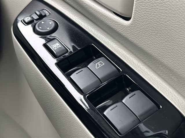 日産 ルークス X 宮城県 2021(令3)年 5.1万km セレニティゴールドPM/シルキーホワイト パワースライドドア/ハンズフリースライドドア/純正ナビ/(AM/FM/TV/BT/SD/AUX/CD/DVD)/全方位カメラ/ETC/前方ドライブレコーダー/プッシュスタート/スマートキー/スペアキー/オートライト/オートマチックハイビーム/ヘッドライトレベライザー/ドアバイザー/純正フロアマット