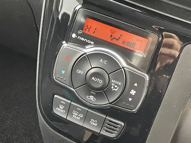 スズキ ソリオ バンディット HV MV 道央・札幌 2017(平29)年 7.9万km ブーストブルーパールメタリック ・４WD/・衝突軽減システム/・ハイブリッド車/・純正ナビ/・フルセグTV/・Bluetooth/・バックモニター/・片側パワースライドドア/・プッシュスタート/・アイドリングストップ/・クルーズコントロール/・シートヒーター/・エンジンスターター/・スペアキー１本/・シートアンダーボックス助手席側/・ウォークスルー/・フルフラットシート/・フォグランプ/・横滑り防止装置/・レーンキープアシスト