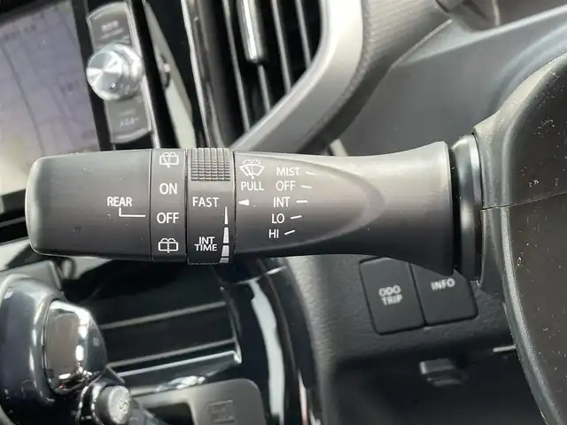 スズキ ソリオ バンディット HV MV 道央・札幌 2017(平29)年 7.9万km ブーストブルーパールメタリック ・４WD/・衝突軽減システム/・ハイブリッド車/・純正ナビ/・フルセグTV/・Bluetooth/・バックモニター/・片側パワースライドドア/・プッシュスタート/・アイドリングストップ/・クルーズコントロール/・シートヒーター/・エンジンスターター/・スペアキー１本/・シートアンダーボックス助手席側/・ウォークスルー/・フルフラットシート/・フォグランプ/・横滑り防止装置/・レーンキープアシスト