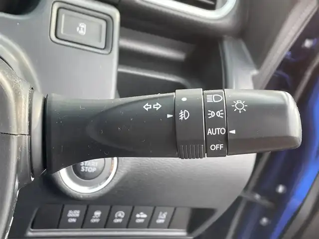 スズキ ソリオ バンディット HV MV 道央・札幌 2017(平29)年 7.9万km ブーストブルーパールメタリック ・４WD/・衝突軽減システム/・ハイブリッド車/・純正ナビ/・フルセグTV/・Bluetooth/・バックモニター/・片側パワースライドドア/・プッシュスタート/・アイドリングストップ/・クルーズコントロール/・シートヒーター/・エンジンスターター/・スペアキー１本/・シートアンダーボックス助手席側/・ウォークスルー/・フルフラットシート/・フォグランプ/・横滑り防止装置/・レーンキープアシスト