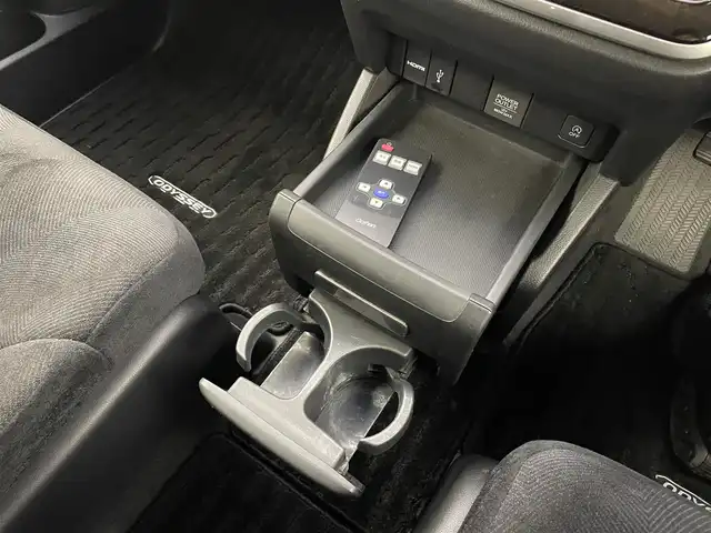 ホンダ オデッセイ G エアロ ホンダセンシング 埼玉県 2018(平30)年 7.1万km クリスタルブラックパール 純正９インチナビ　フリップダウンモニター　バックカメラ　ビルトインＥＴＣ２．０　ホンダセンシング　アダプティブクルーズコントロール　純正アルミホイール　スマー　オートライト　ＬＥＤヘッドライト　地デジ
