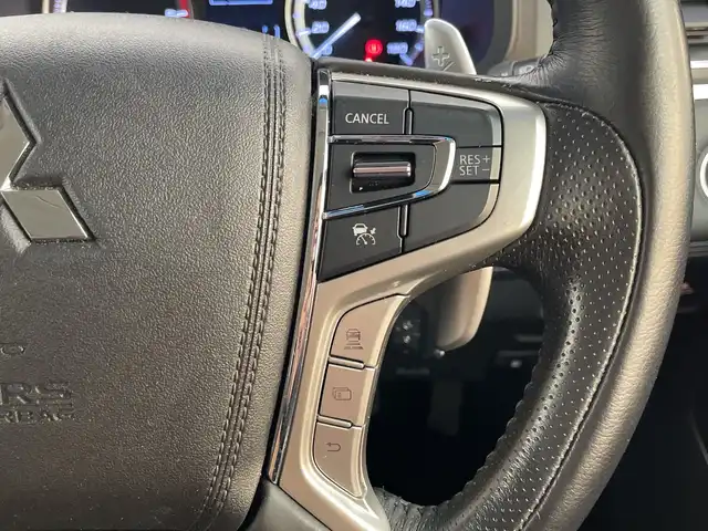 三菱 デリカＤ：５ G 三重県 2020(令2)年 2万km アイガーグレーM/ダイヤモンドブラックマイカ /禁煙車//純正ナビ//マルチアラウンドモニター//両側パワースライドドア//パドルシフト//レーダークルーズコントロール//eアシスト//電動パーキング//前後ドライブレコーダー//ETC//オートハイビーム//衝突軽減