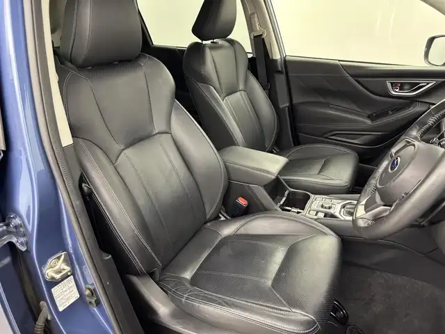 スバル フォレスター ハイブリッド アドバンス 福岡県 2019(令1)年 5.9万km ホライゾンブルーP 純正８インチナビ　/デジタルルームミラー　/ＥＴＣ　/レーダークルーズコントロール　/衝突軽減システム　/レーンキープ　/コーナーセンサー　/横滑り防止/センターデフロック　/パドルシフト　/パワーバックドア　/シートヒーター/４WD