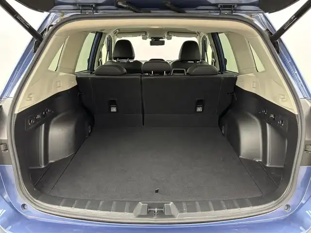 スバル フォレスター ハイブリッド アドバンス 福岡県 2019(令1)年 5.9万km ホライゾンブルーP 純正８インチナビ　/デジタルルームミラー　/ＥＴＣ　/レーダークルーズコントロール　/衝突軽減システム　/レーンキープ　/コーナーセンサー　/横滑り防止/センターデフロック　/パドルシフト　/パワーバックドア　/シートヒーター/４WD